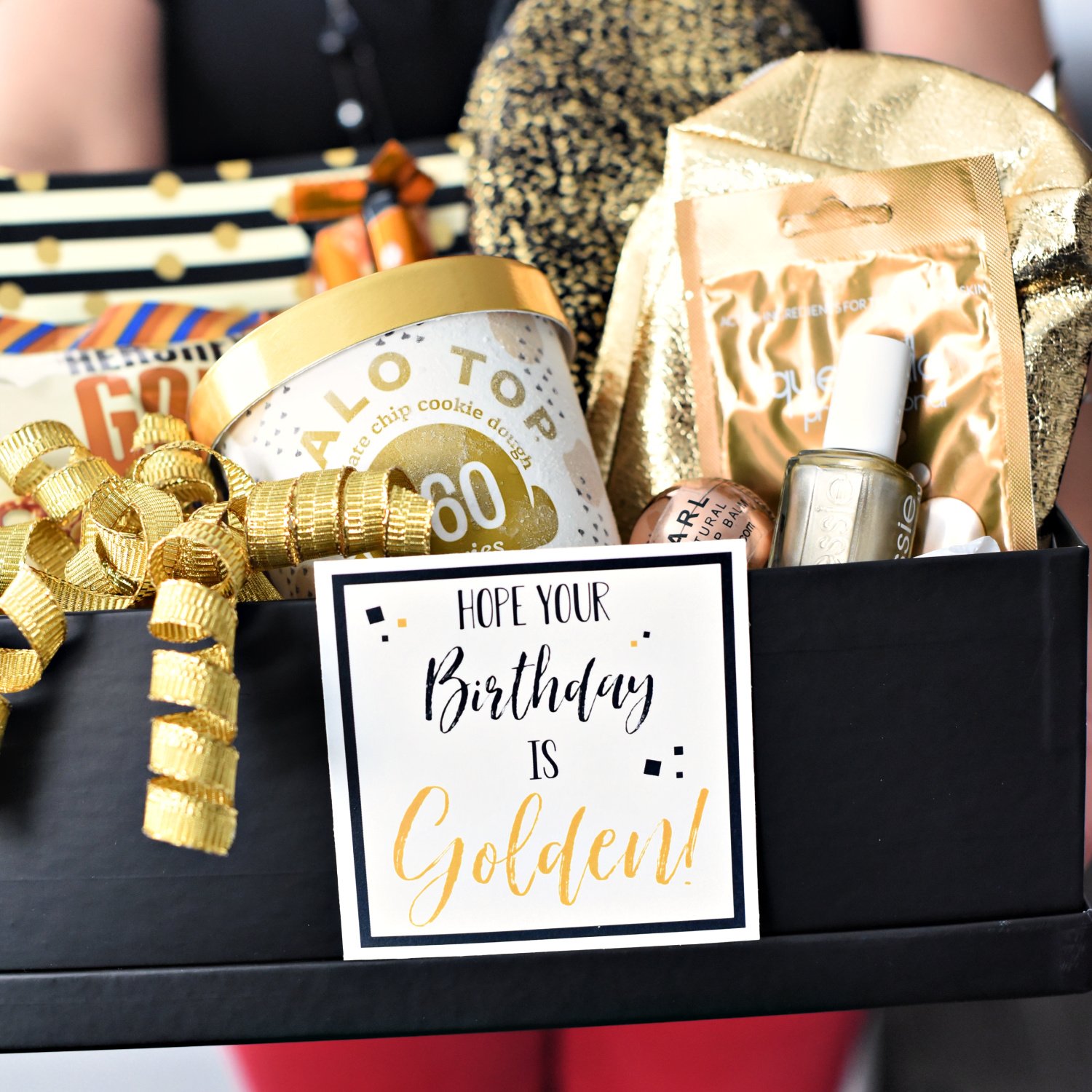 What is a good gift for a golden birthday